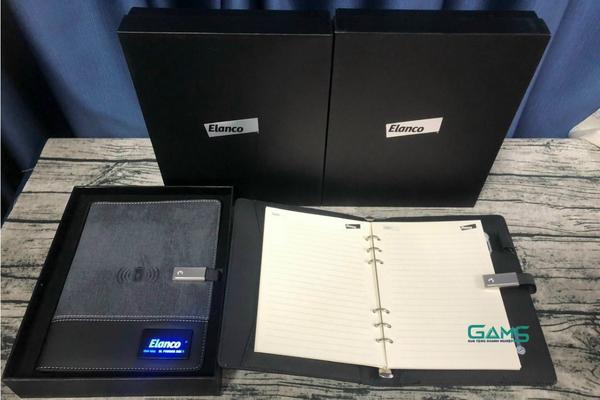 GAMS GIFT - Xưởng sản xuất sổ sạc đa năng 4 in 1 giá rẻ  ở TPHCM