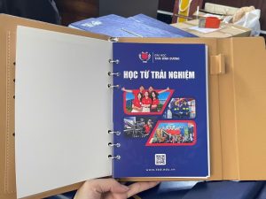 Sổ bìa còng