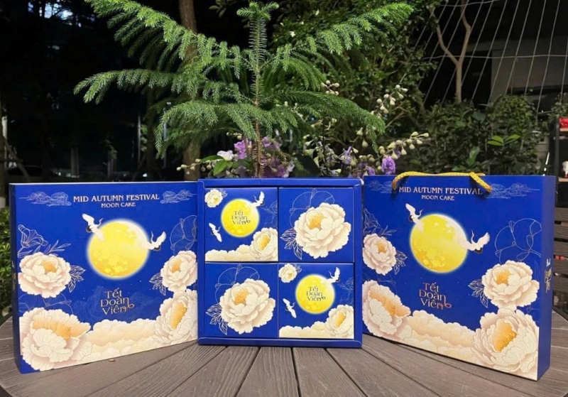 Cung cấp mẫu vỏ hộp đựng bánh Trung Thu in logo theo yêu cầu