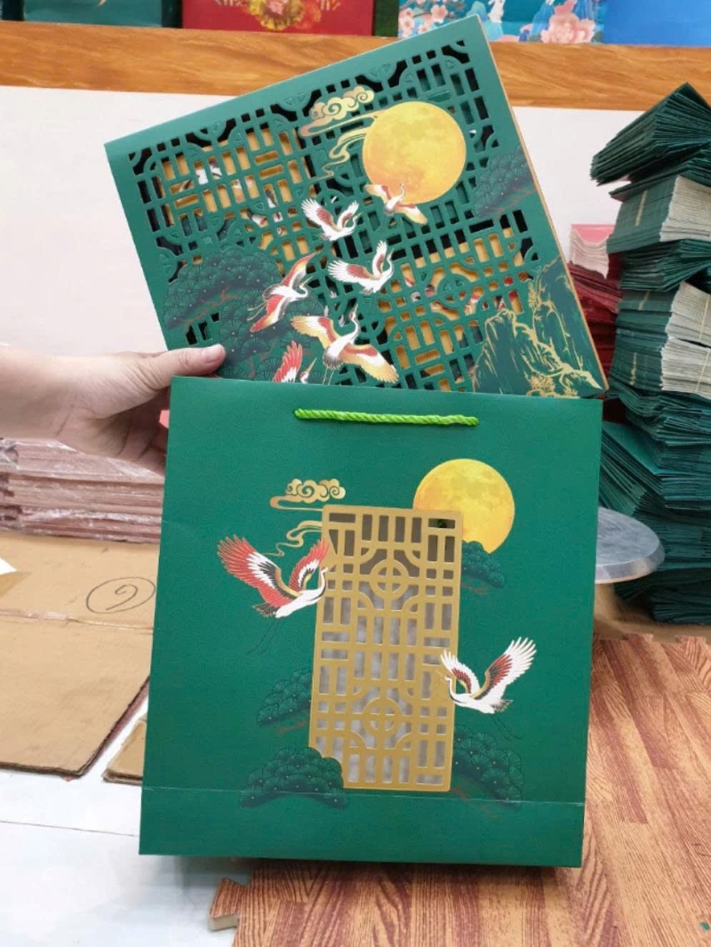 Mẫu vỏ hộp đựng bánh trung thu Tùng Hạc