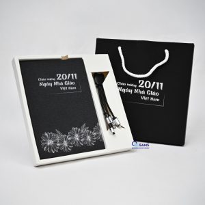 Quà tặng 20/11 ý nghĩa cho thầy giáo