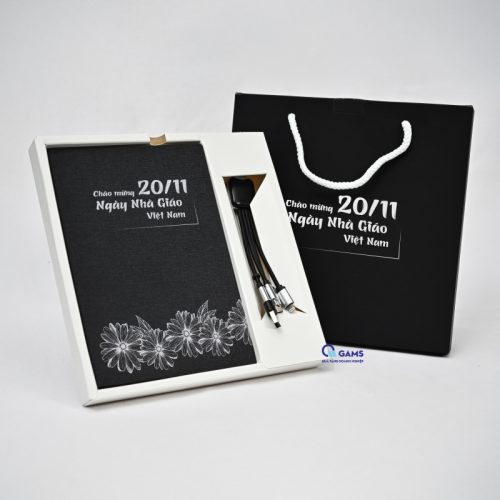 Quà tặng 20/11 ý nghĩa cho thầy giáo