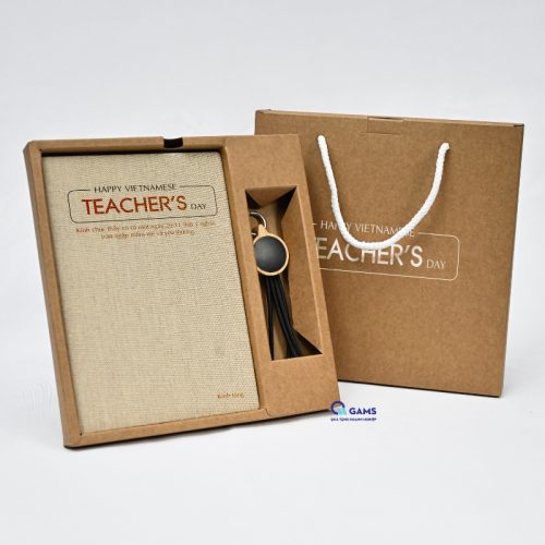 Quà tặng 20 11 sổ tay bìa da giấy kraff