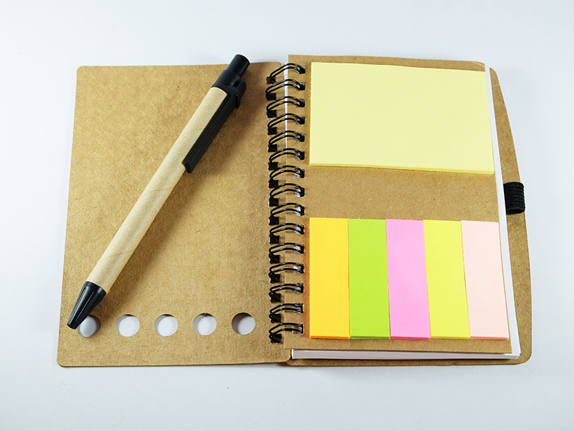 Sổ lò xo kèm giấy note độc đáo