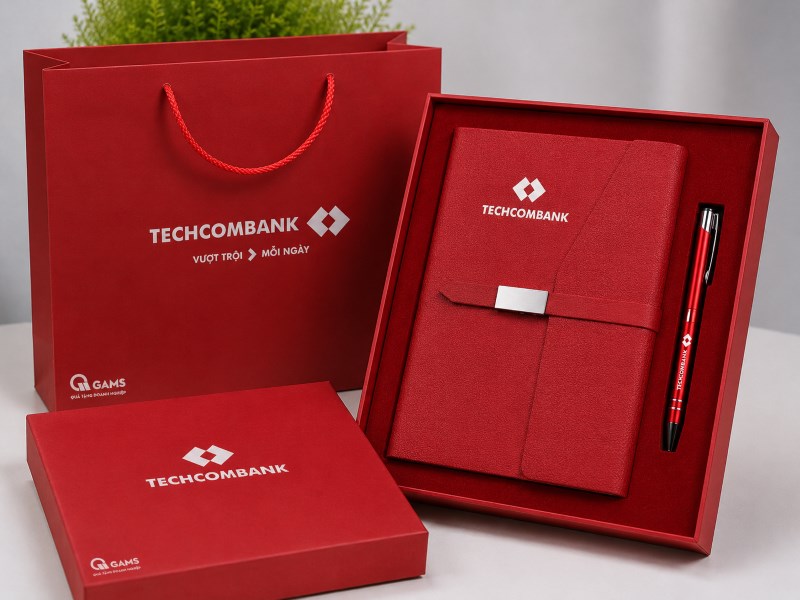 Bộ quà tặng ngân hàng techcombak